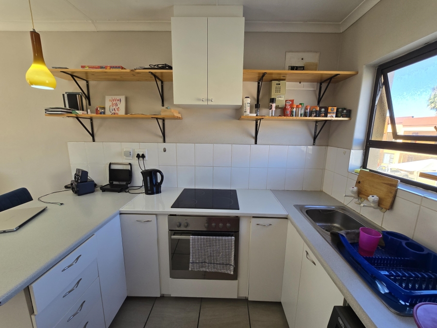 1 Bedroom Property for Sale in Ferndale Western Cape